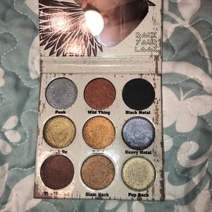 Crown Pro Eyeshadow Palette